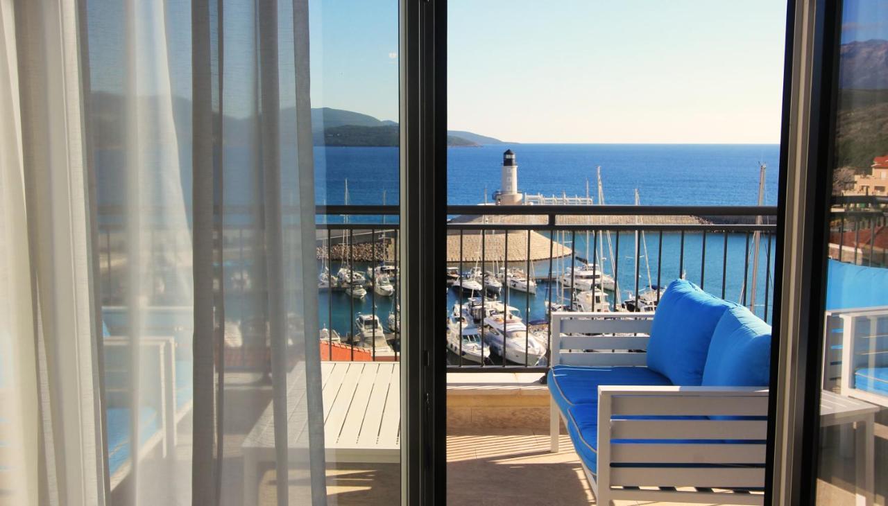 Lustica Bay Magnolia Apartment Тиват Экстерьер фото